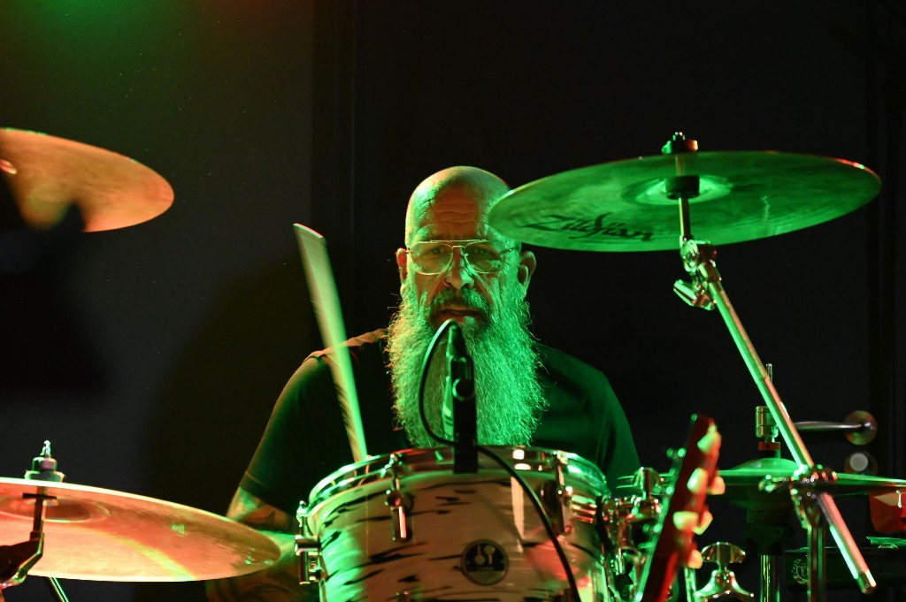 ../Images/10 jaar Ro's Barbershop 257.jpg